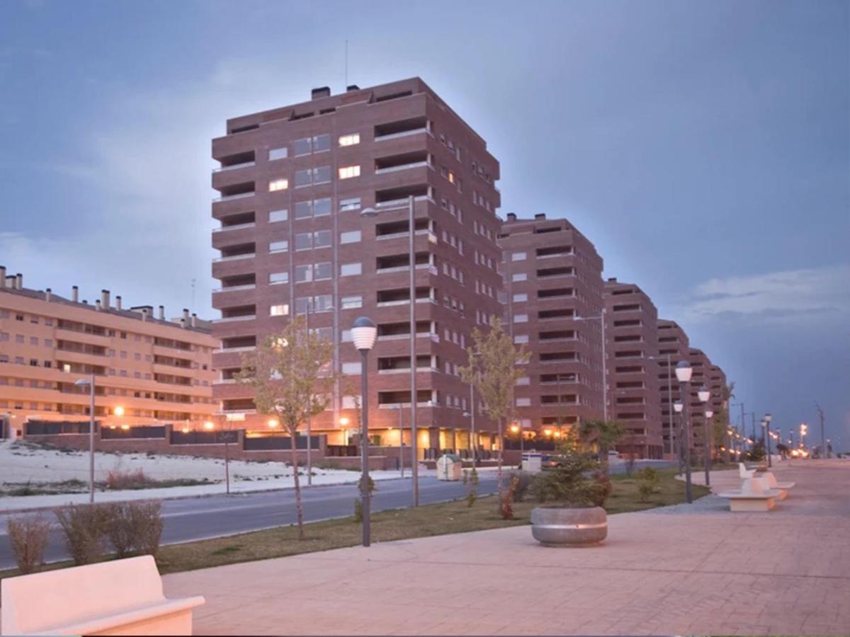 Aires De Toledo-Parque Warner Y Madrid En Familia Lägenhet Exteriör bild