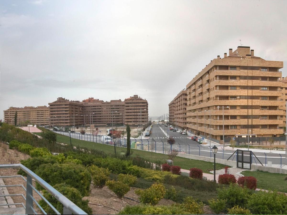 Aires De Toledo-Parque Warner Y Madrid En Familia Lägenhet Exteriör bild