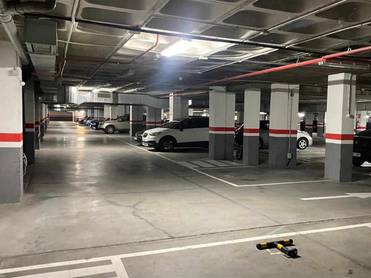 Aires De Toledo-Parque Warner Y Madrid En Familia Lägenhet Exteriör bild
