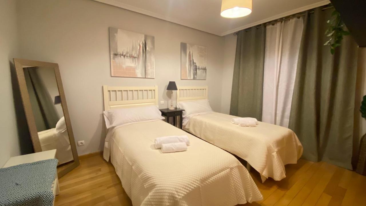 Aires De Toledo-Parque Warner Y Madrid En Familia Lägenhet Exteriör bild
